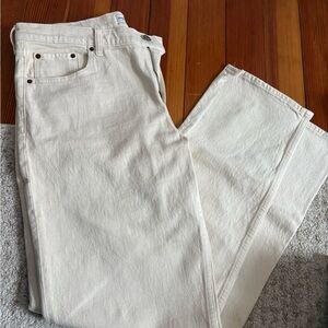 Abercrombie & Fitch Cream Mid Rise Jeans